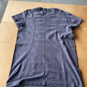 Lululemon swiftly tech short sleeve